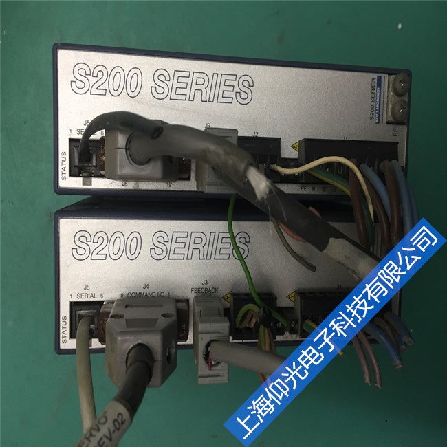 ËÅ·þµç»úάÐÞ