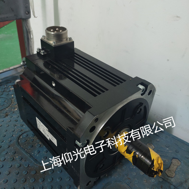 ËÅ·þµç»úάÐÞ