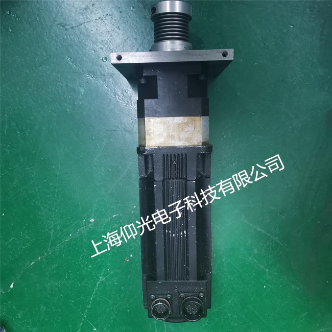 ËÅ·þµç»úάÐÞ