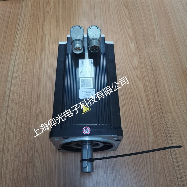 ËÅ·þµç»úάÐÞ