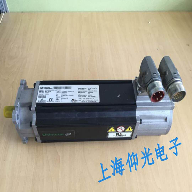 ËÅ·þµç»úάÐÞ