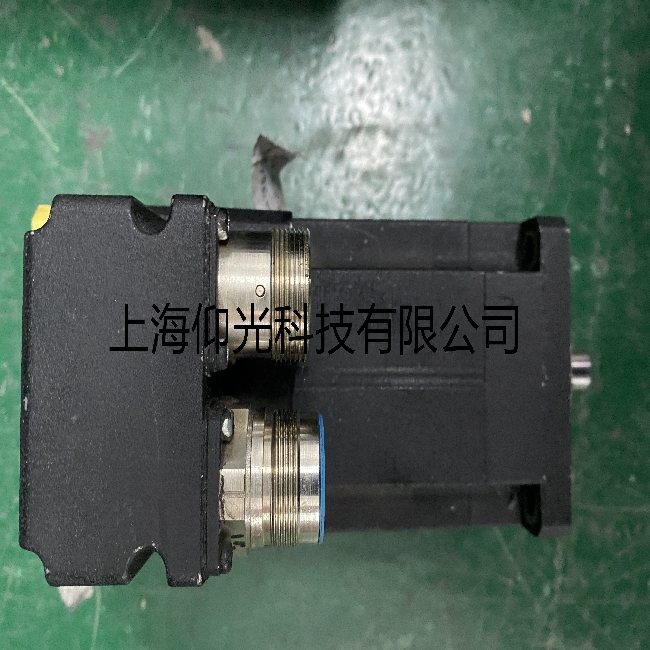 ËÅ·þµç»úάÐÞ