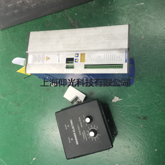 ËÅ·þµç»úάÐÞ