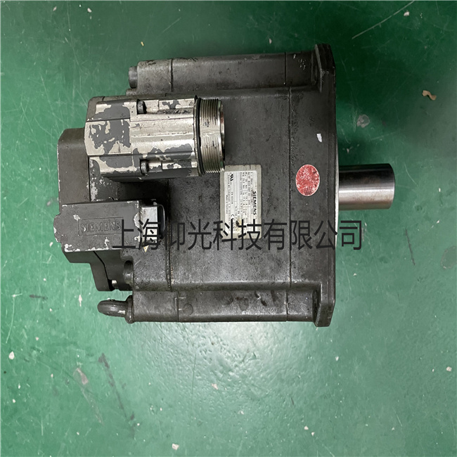 ËÅ·þµç»úάÐÞ