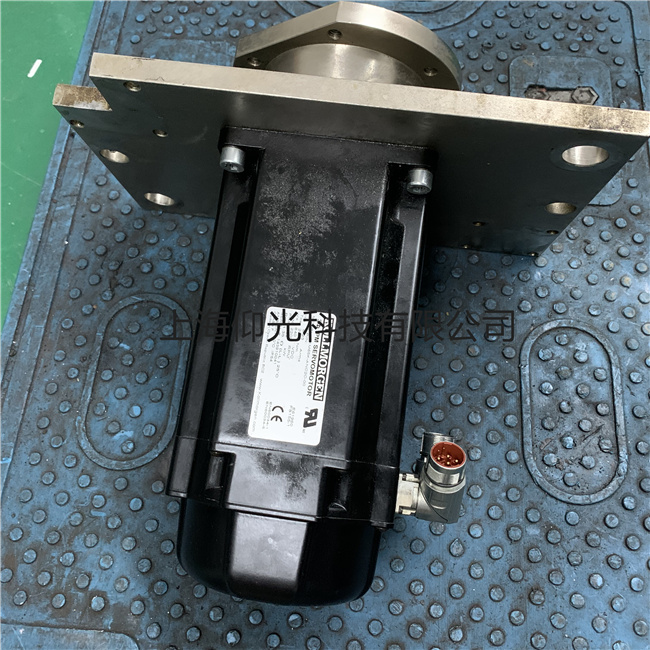 ËÅ·þµç»úάÐÞ