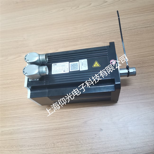 ËÅ·þµç»úάÐÞ