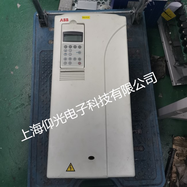 ABB ACS800ƵֱĸǷѹά